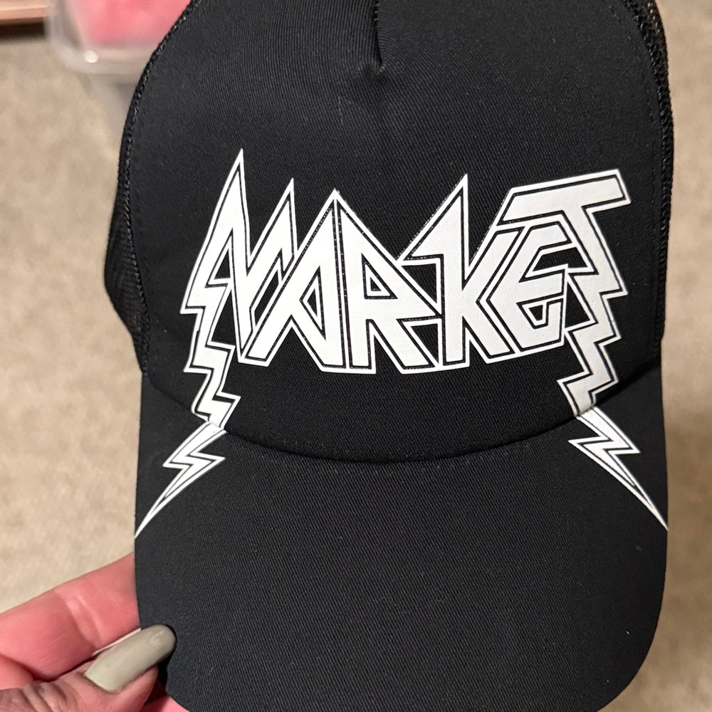 Market Black Graphic Cap